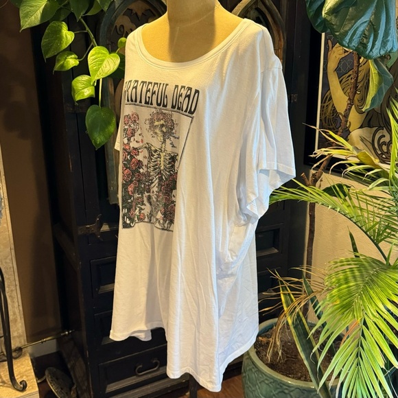 Torrid Grateful Dead White Spring Tour 1992 plus size 6X graphic tshirt - Picture 5 of 16